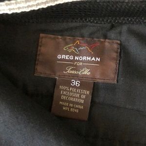 Men’s shorts - Greg Norman